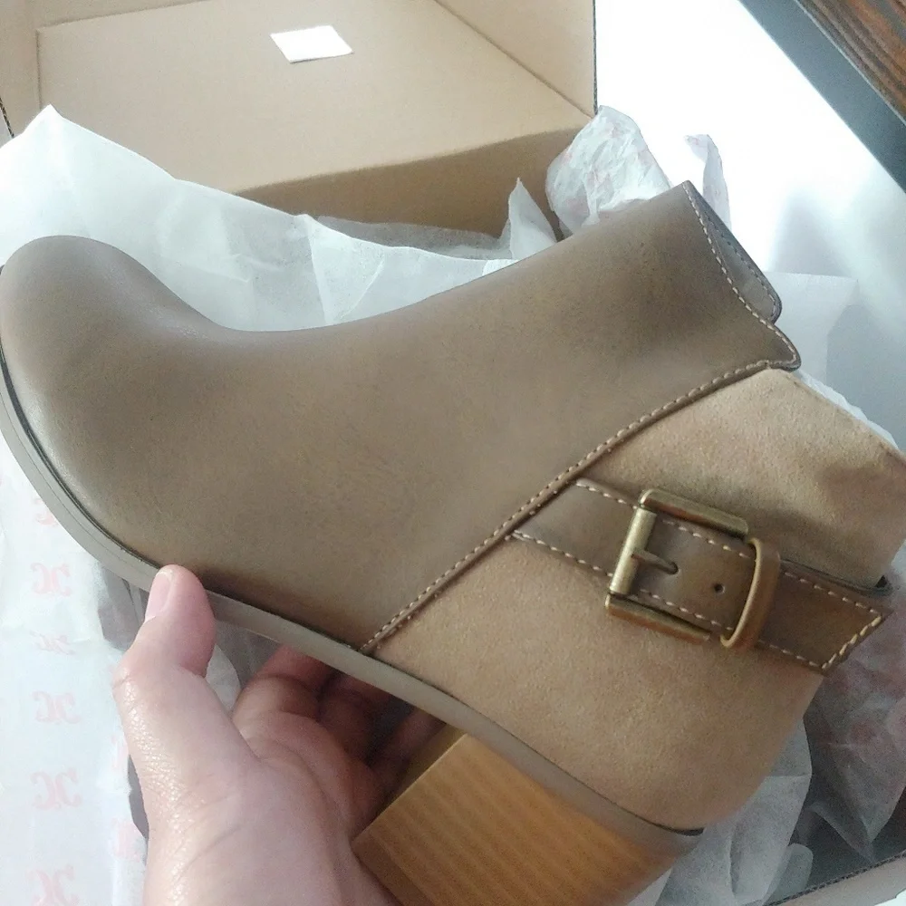 Journee collection Women's Teegan Ankle boots 11